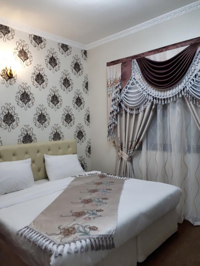 Royal Garden Hotel Dubai Exterior photo